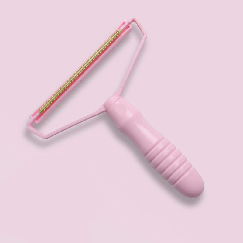 Give Your Home a Makeover: The Velora Multi-Surface Fabric Shaver! Portable Fabric Shaver Pet Hair Remover  Manual Lint Remover Dog Hair Remover Tool Removing  Dust From Clothing Carpet Furniture Blankets